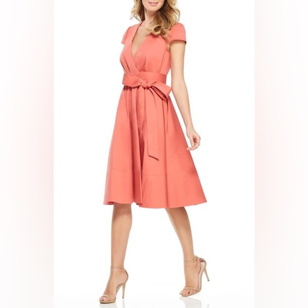 Gal Meets Glam red “Addison” dress - Picture 7 of 7
